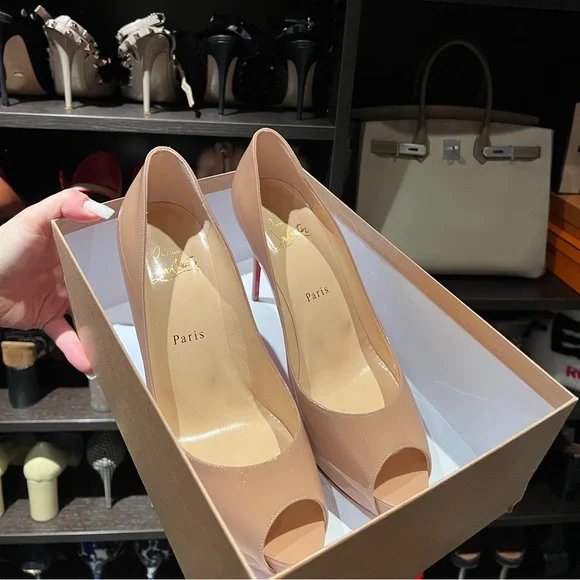 *Brand New* Louboutin - NEW VERY PRIVE 100 PATENT - Picture 8 of 10